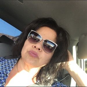 Meet your Posher, Marta